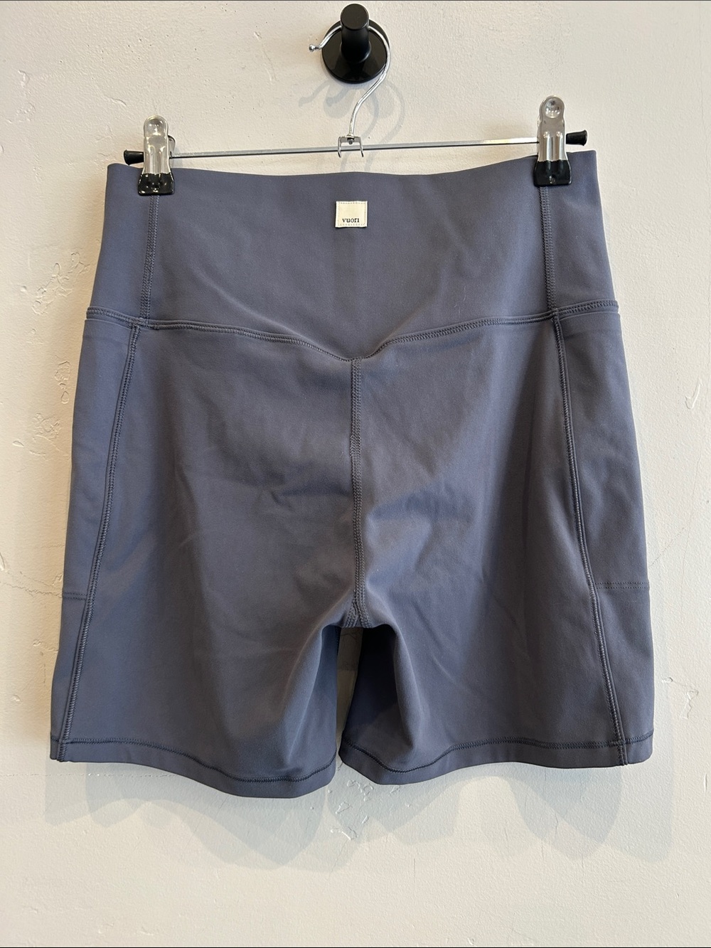 Vuori Studio Pocket Short - Picture 6 of 9